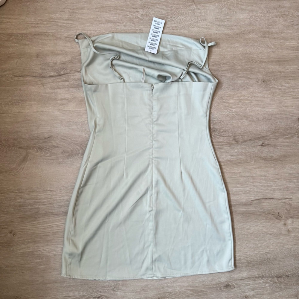 Urban outfitters Mallory Cowl Neck Slip Dress SZ M NWT - Picture 5 of 7